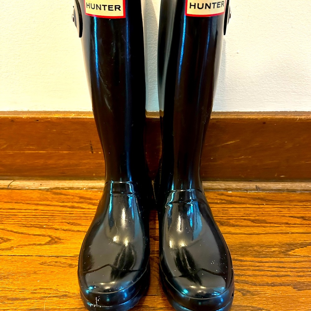 Black patent Hunter Welles. Size 6 (37).